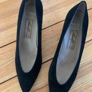 Amalfi black suede pumps size 7.5